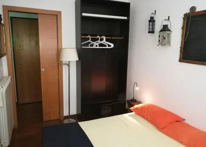 a Metro Jonio Double Room With Bathroom